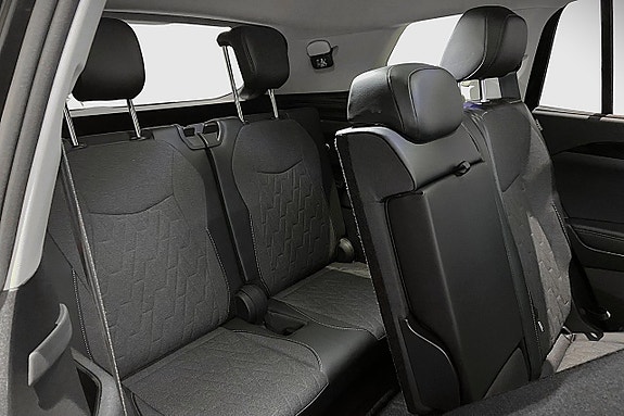 Volkswagen Tayron 8 of 9