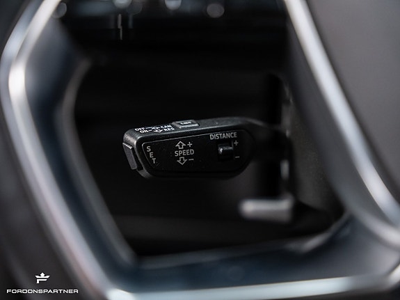 Audi e-tron 23 of 30
