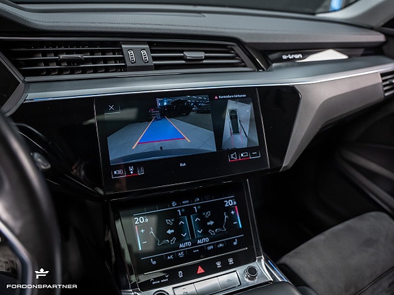 Audi e-tron 24 of 30