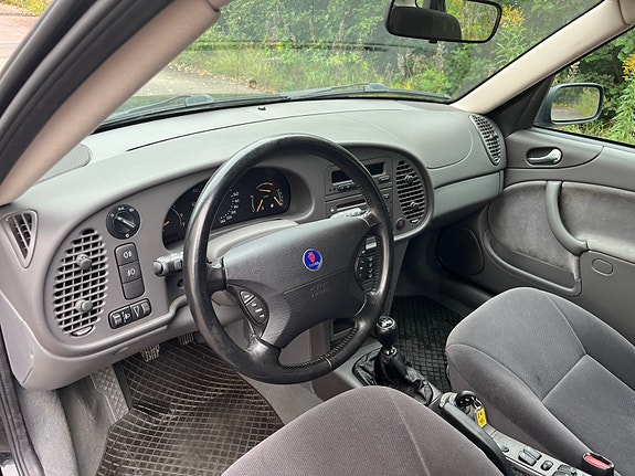 Saab 9-3 11 of 23