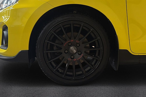 Suzuki Swift 9 of 17