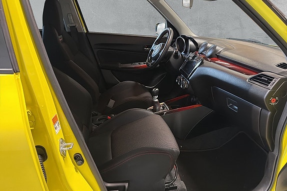 Suzuki Swift 16 of 17