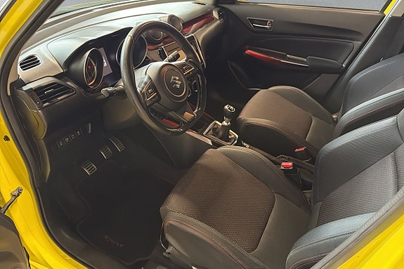Suzuki Swift 11 of 17