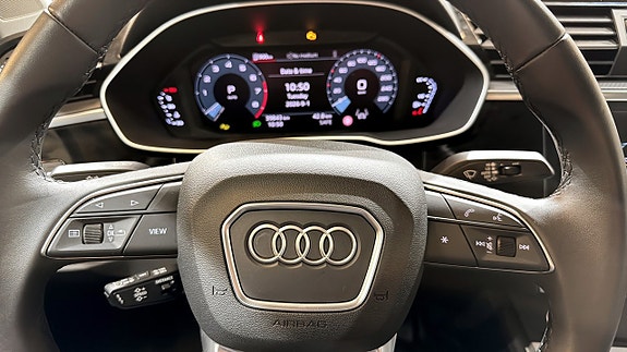 Audi Q3 18 of 20