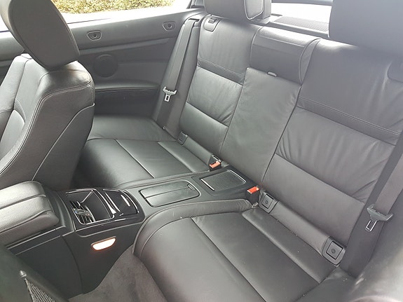 BMW 320d 5 of 6