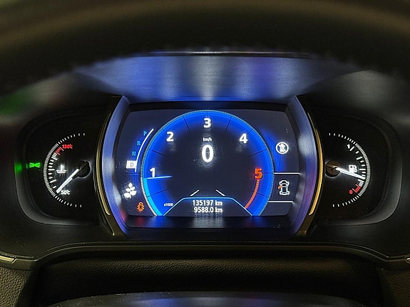 Renault Megane 22 of 22
