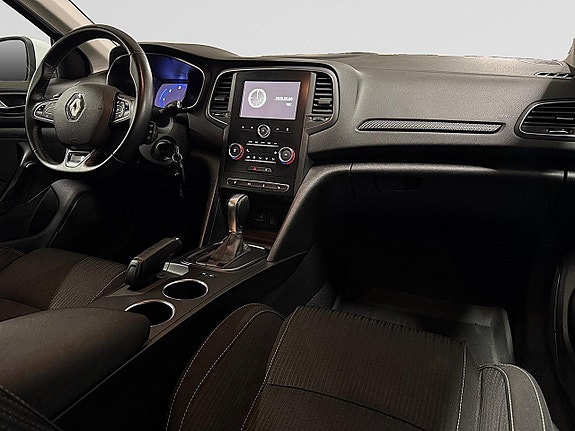 Renault Megane 12 of 22