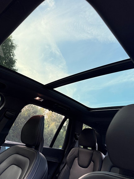 Volvo XC90 6 of 6