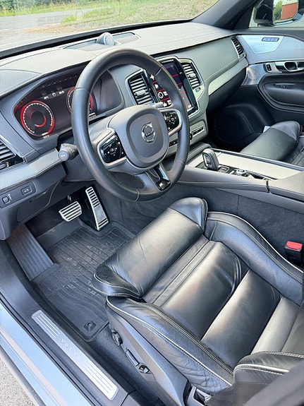 Volvo XC90 5 of 6