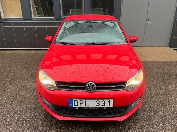 Volkswagen Polo 2 of 22