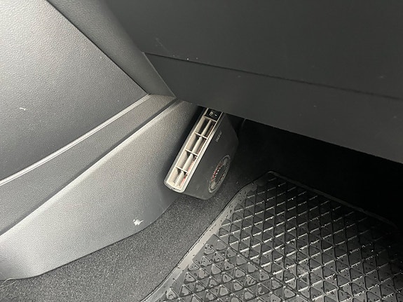 Volkswagen Polo 10 of 22