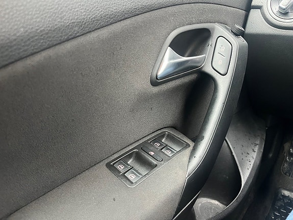 Volkswagen Polo 18 of 22