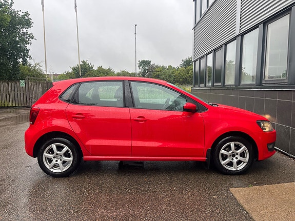 Volkswagen Polo 22 of 22
