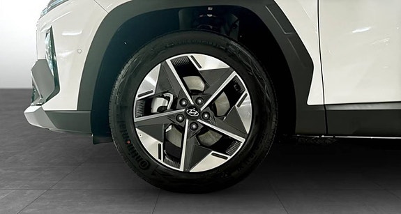 Hyundai Tucson 6 of 11