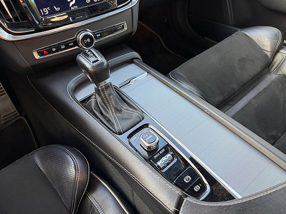 Volvo V90 18 of 19