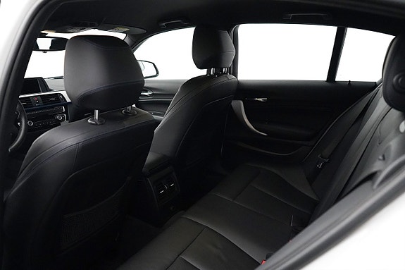 BMW 118i 7 of 23