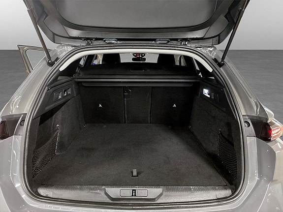 Peugeot 308 SW 19 of 19