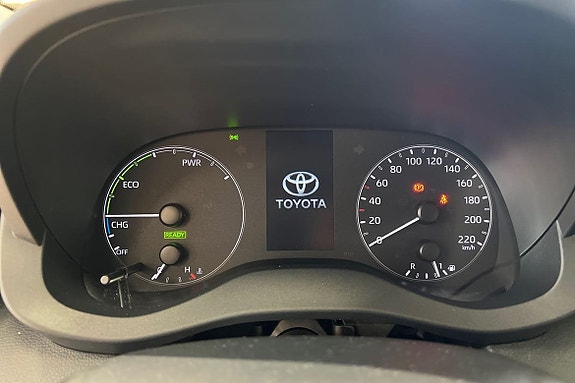 Toyota Yaris 16 of 23