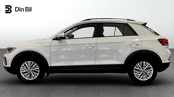 Volkswagen T-Roc 2 of 12