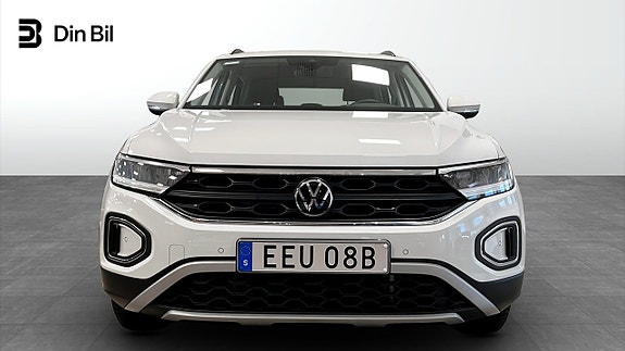 Volkswagen T-Roc 4 of 12