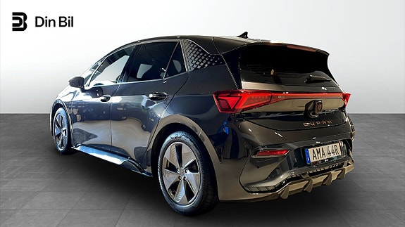 Cupra Born 3 of 12