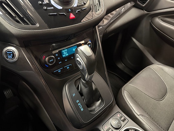 Ford Kuga 11 of 12
