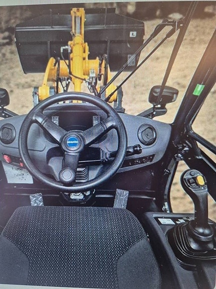 Komatsu WA80M 5 of 5