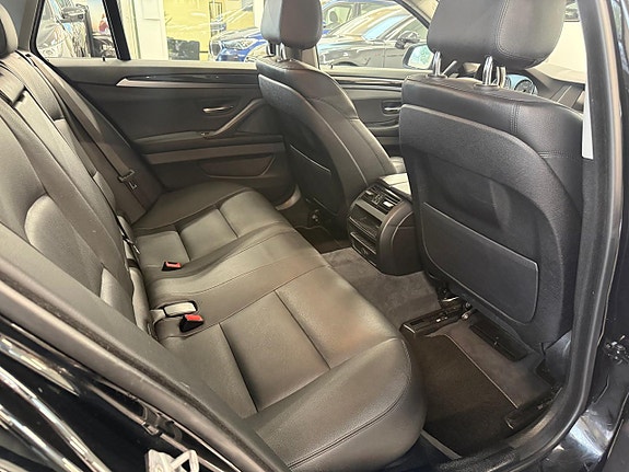 BMW 520d 25 of 28