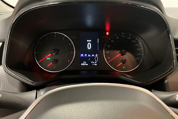 Renault Clio 16 of 21