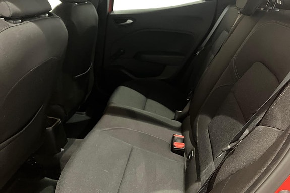 Renault Clio 13 of 21