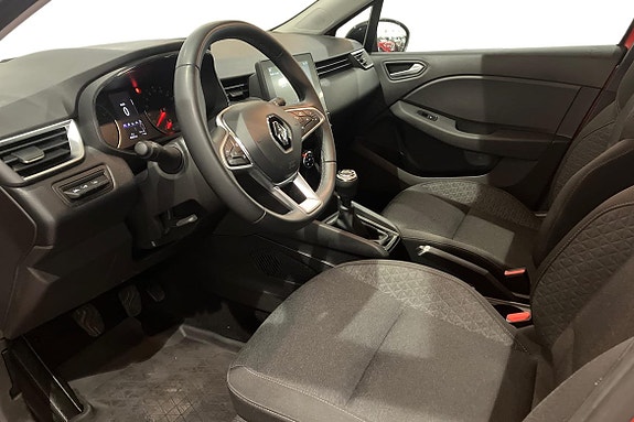 Renault Clio 14 of 21