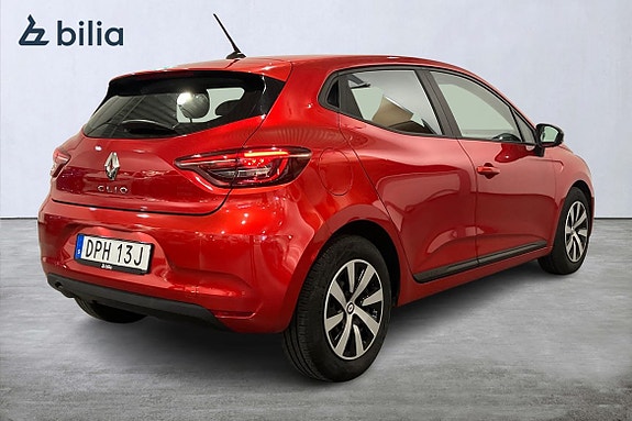 Renault Clio 19 of 21