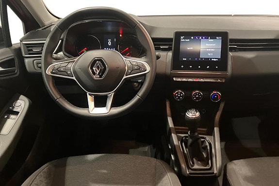 Renault Clio 11 of 21