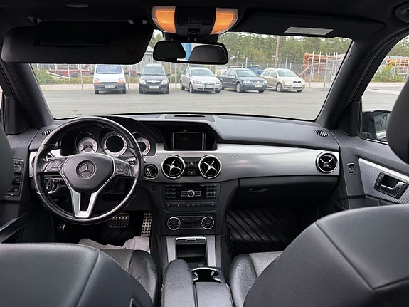 Mercedes-Benz GLK220 12 of 12
