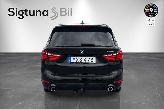 BMW 218d 4 of 22