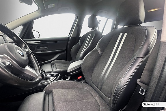 BMW 218d 13 of 22