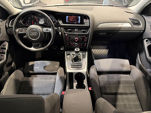 Audi A4 9 of 20