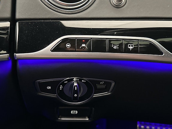 Mercedes-Benz S560 17 of 30