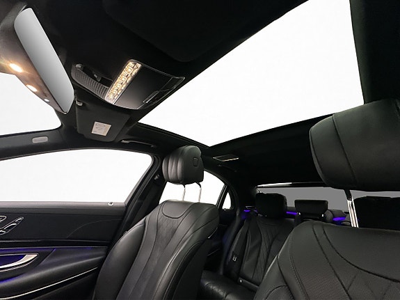 Mercedes-Benz S560 13 of 30