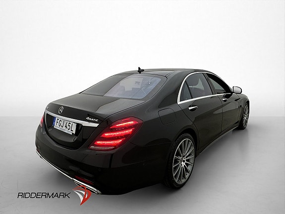 Mercedes-Benz S560 8 of 30