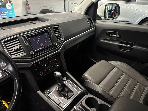 Volkswagen Amarok 18 of 27