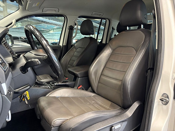 Volkswagen Amarok 14 of 27