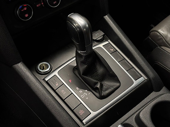 Volkswagen Amarok 19 of 27