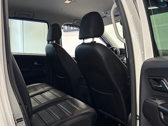 Volkswagen Amarok 27 of 27