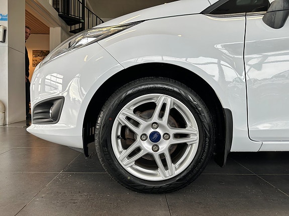 Ford Fiesta 6 of 15
