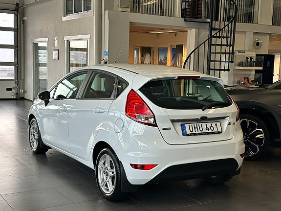 Ford Fiesta 3 of 15