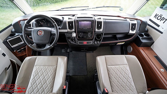 Carthago CHIC E-LINE I 50 Yachting 19 of 21