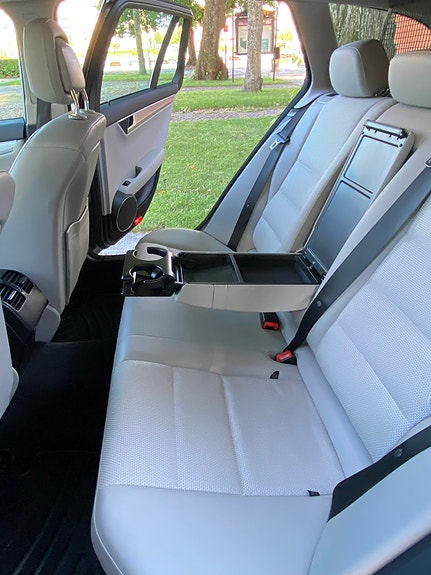 Mercedes-Benz C220 18 of 20