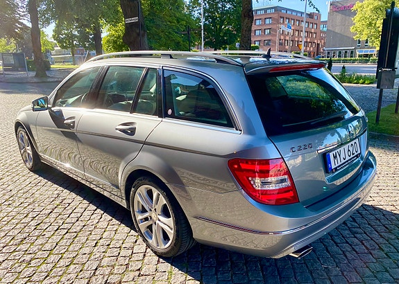 Mercedes-Benz C220 8 of 20