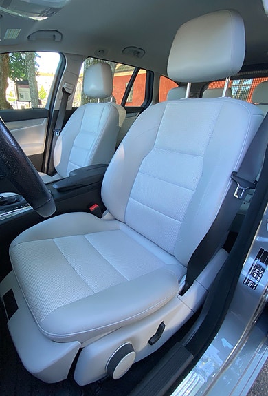 Mercedes-Benz C220 19 of 20